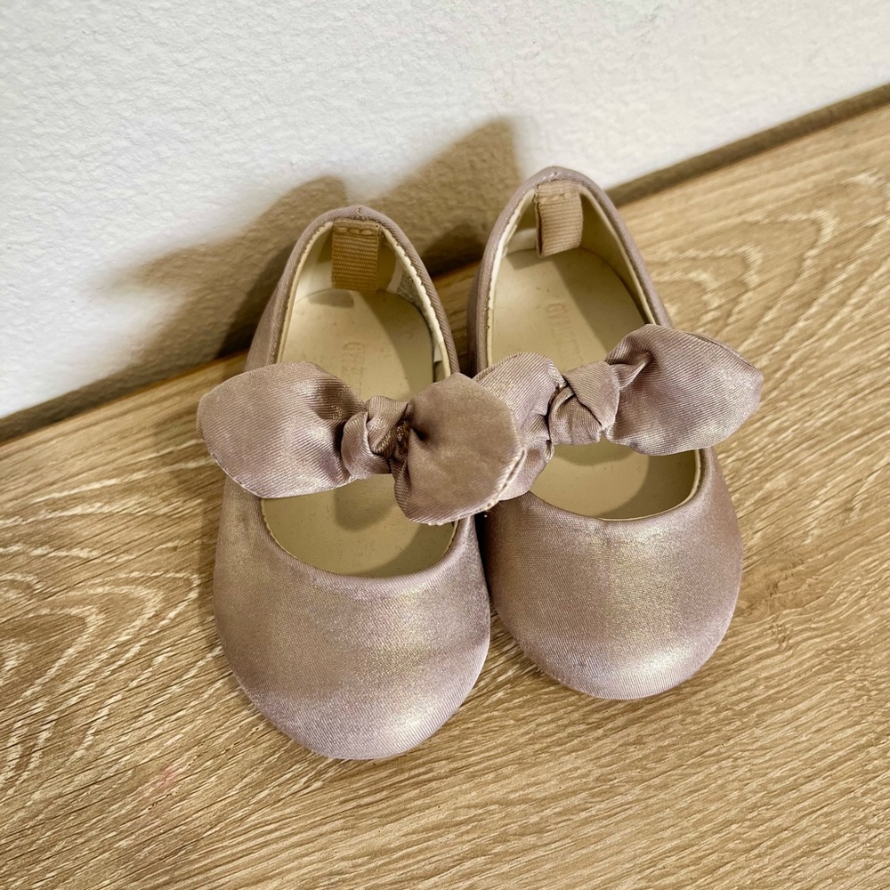 Gymboree baby girls shoes